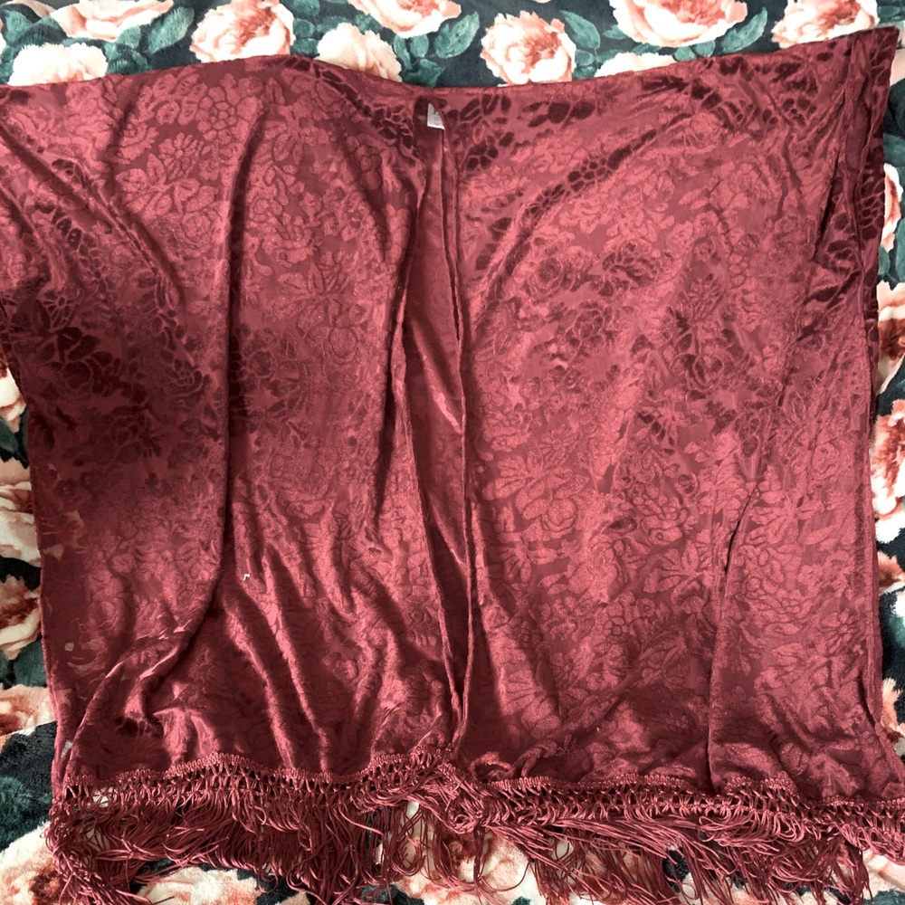 Velvet fringe kimono